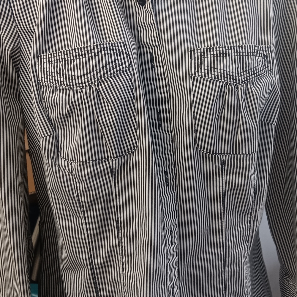 New Directions Black and White Striped Casual Shirt
